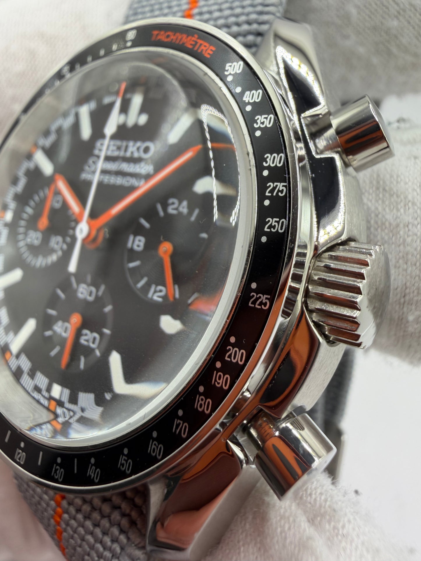 MOD Speedmaster Racing Grey Nylon