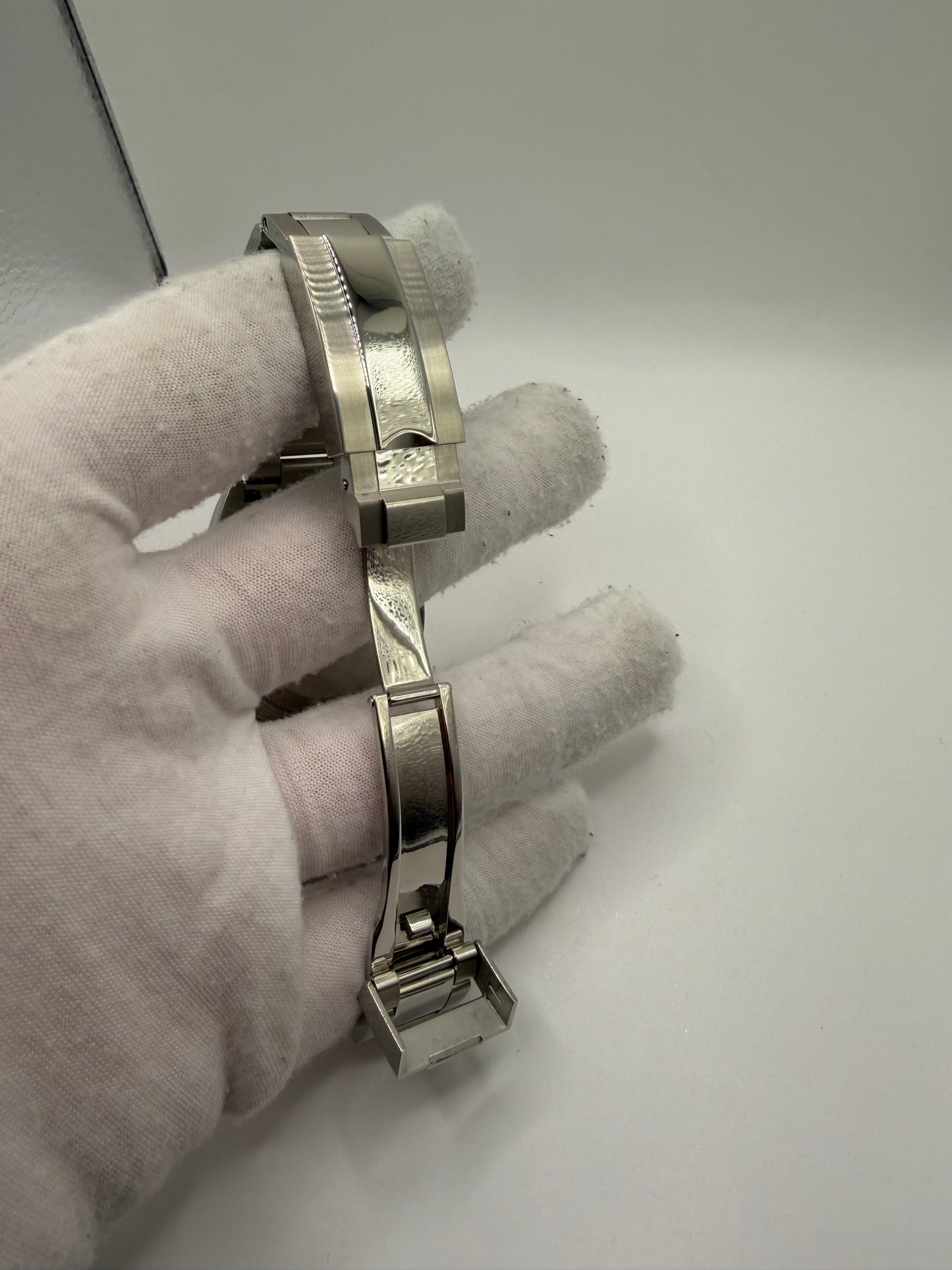 MOD Daytona Arabic Dial Phantom