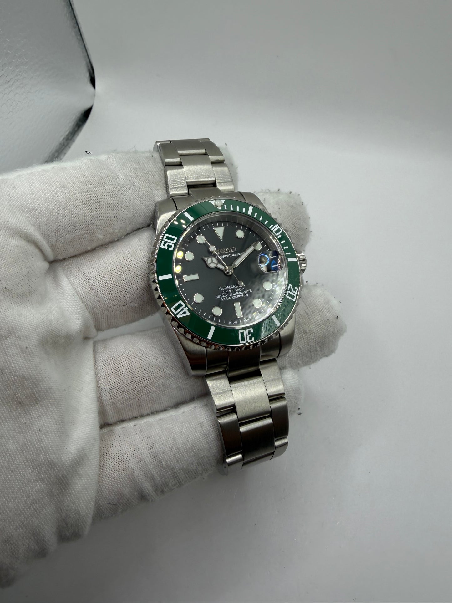 MOD Submariner Starbucks