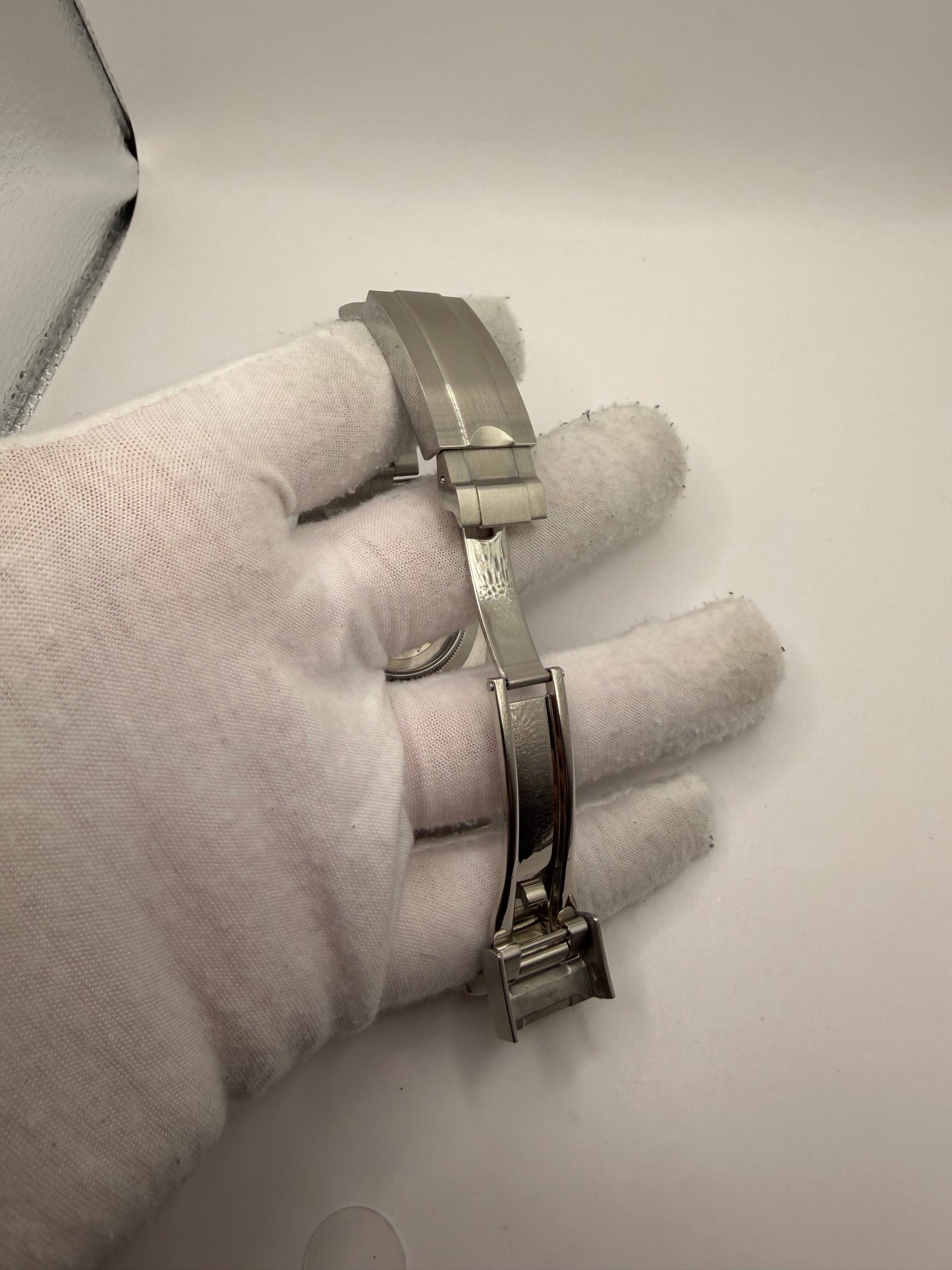 MOD Submariner Black