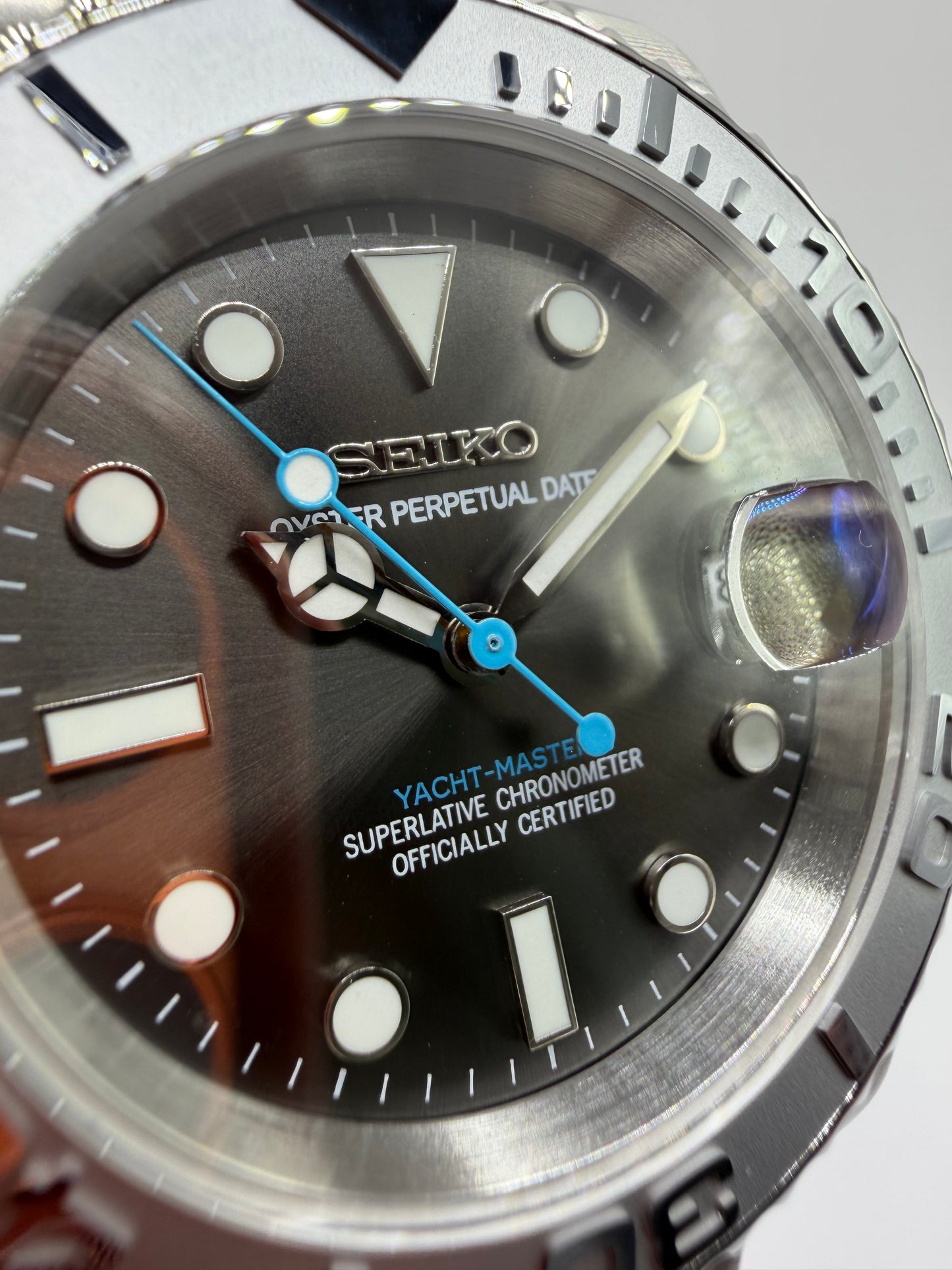 MOD Yacht-Master Platinium