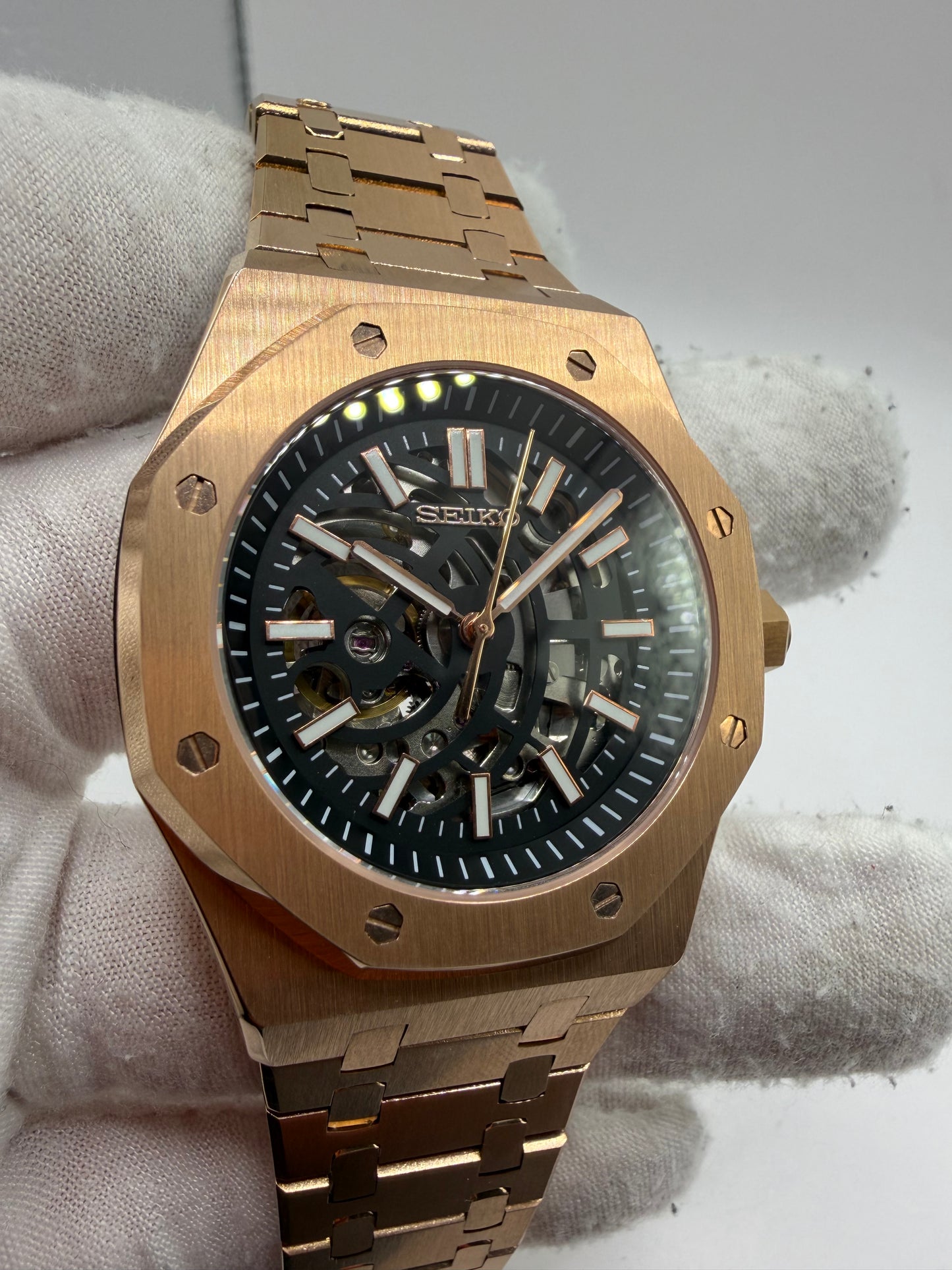 MOD Royal Oak Skeleton Rose gold