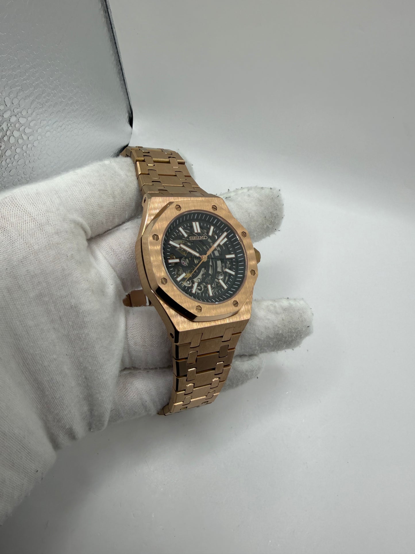 MOD Royal Oak Skeleton Rose gold