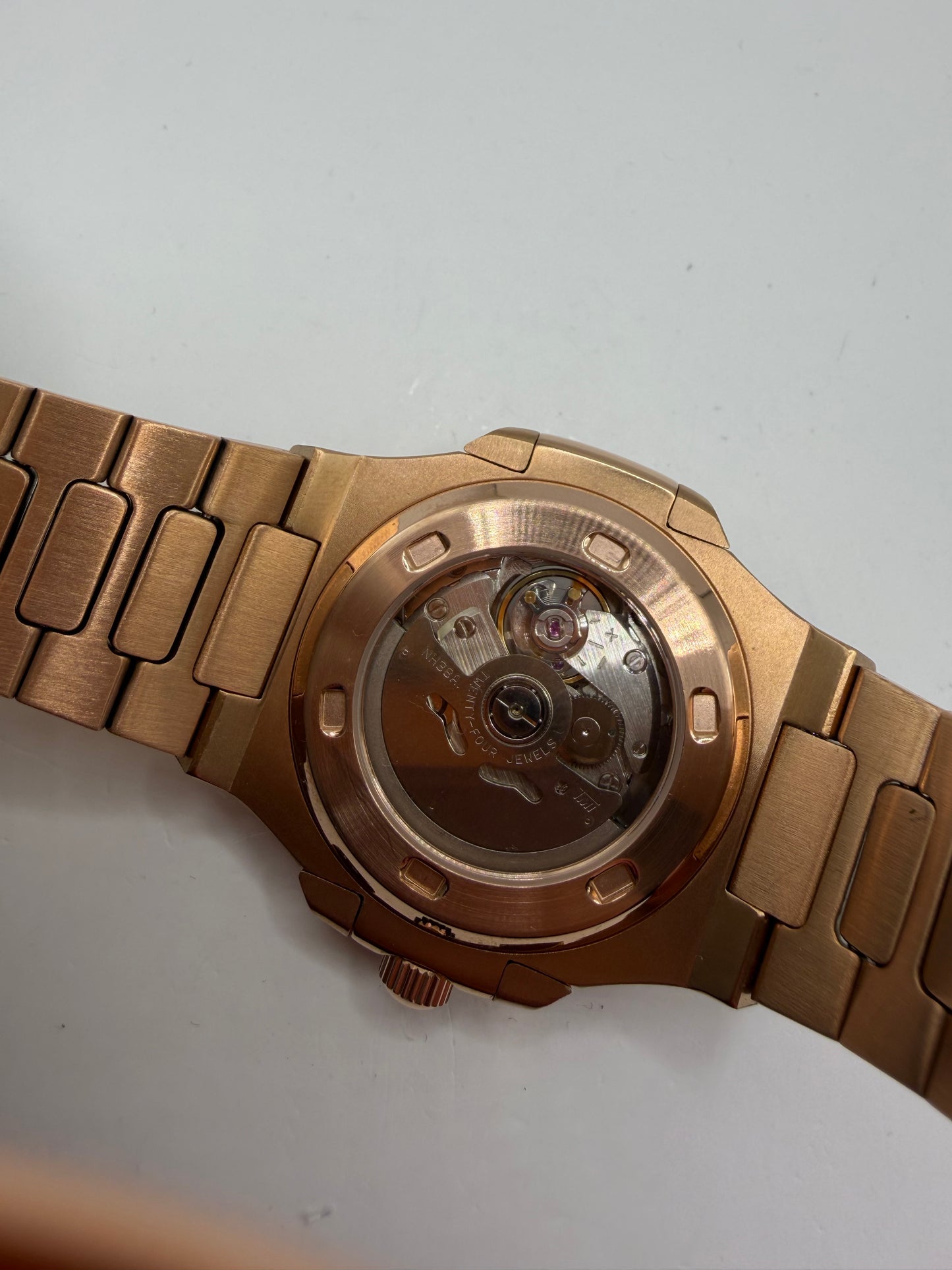 MOD Nautilus Open Heart Chocolate