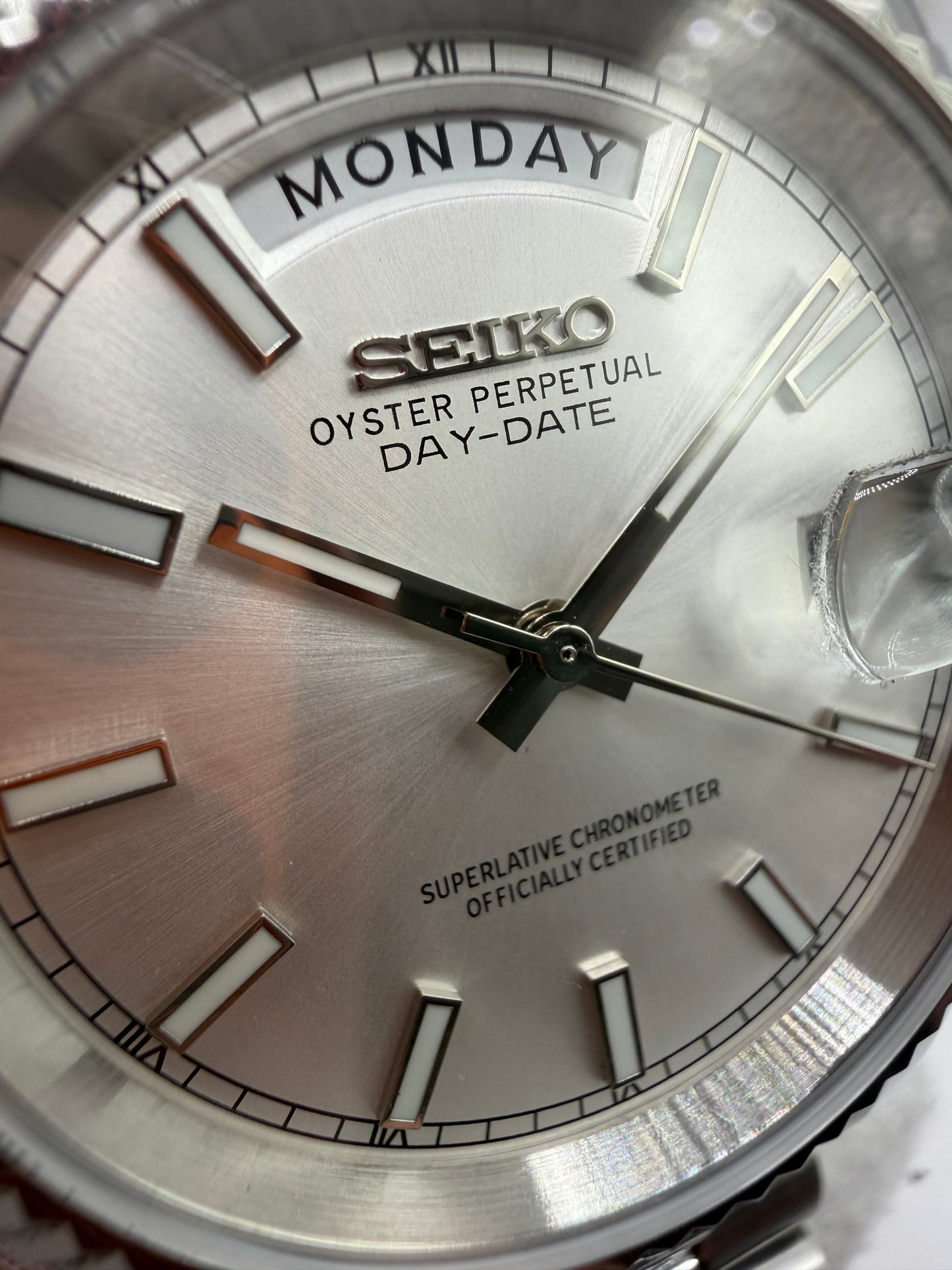 MOD Day-Date White